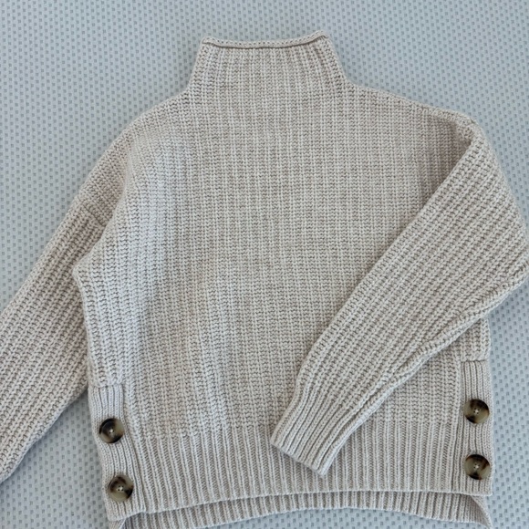Madewell chunky knit, mock neck side- button pullover wool sweater sz small - Picture 9 of 11